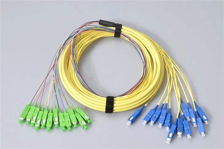 12 コア パッチ コード SC UPC から SC APC